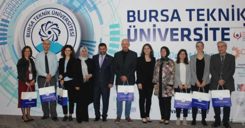 BTÜ’den 12 Öğrenciye Yurt Dışı Staj