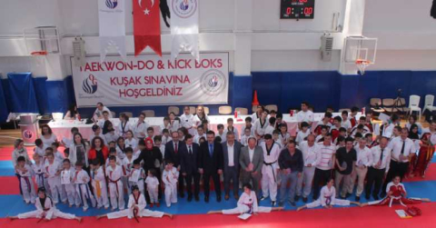 Osmangazi Okulları’ndan Tekvando Şenliği