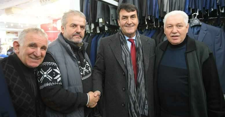 Dündar çarşı esnafı ile buluştu