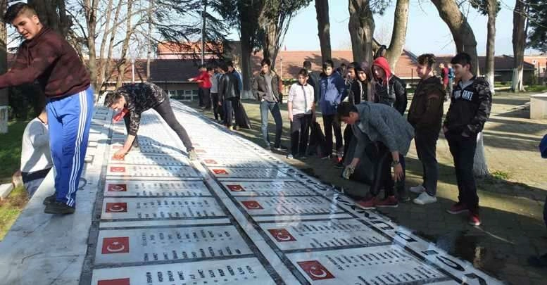 Lise öğrencilerinden anlamlı etkinlik 