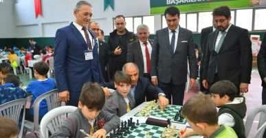 “Türkiye’de gönül belediyeciliğinden en çok Bursa yararlanacak” 