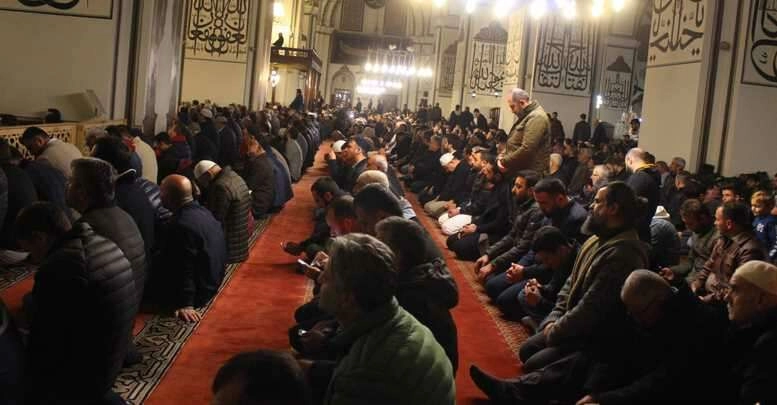 Miraç Kandili’nde Ulu Camii doldu taştı
