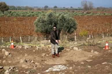 Tarlasında buldu! 30 milyon dolar