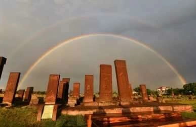 Gökkuşağının tarihi eserlerle hayranlık uyandıran görüntüsü
