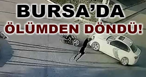 Otomobilin çarptığı genç yaralandı... O anlar kamerada