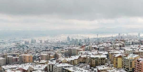 Ankara'da kartpostallık kar manzaraları