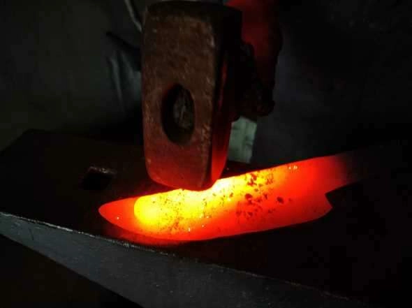 Binlerce yıllık teknikle yapılan bıçak ve kılıçlara büyük ilgi