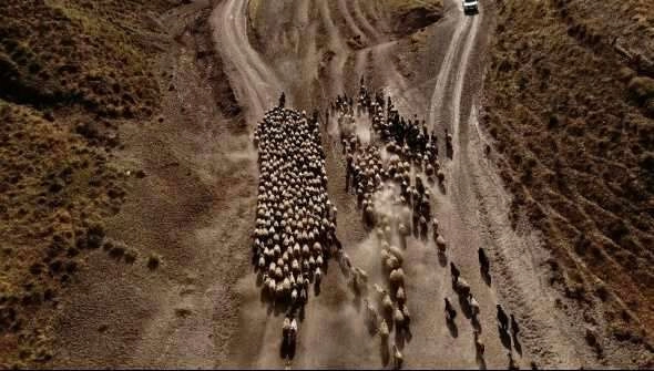 Nemrut Dağı eteklerine tozlu yolculuk