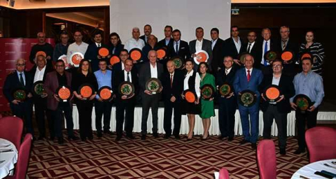 Yeşim’de kıdem ödülleri sahiplerini buldu