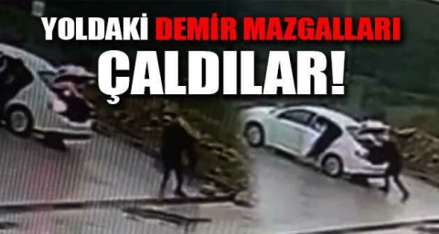Yoldaki demir mazgalları çaldılar