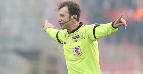 Bursaspor - Ümraniyespor maçını Yasin Kol yönetecek