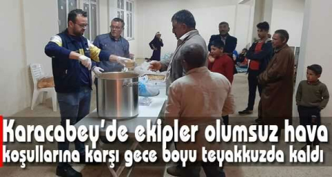 Karacabey’de ekipler olumsuz hava koşullarına karşı gece boyu teyakkuzda kaldı