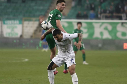 Tuğbey Akgün: "Bursaspor'dan maalesef ayrılıyorum"