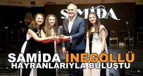 Samida İnegöllü hayranlarıyla buluştu