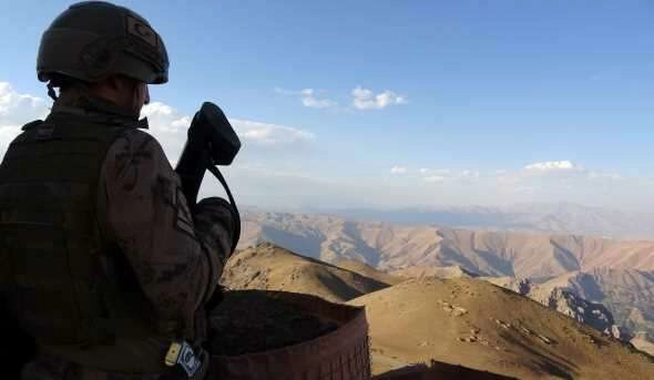 Kahramanlar vatan nöbetinde