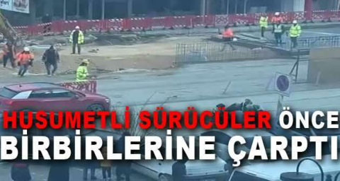Bursa'da husumetli sürücüler önce birbirlerine çarptı