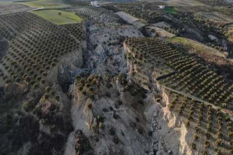 Hatay'da deprem sonrası dehşete düşüren görüntü