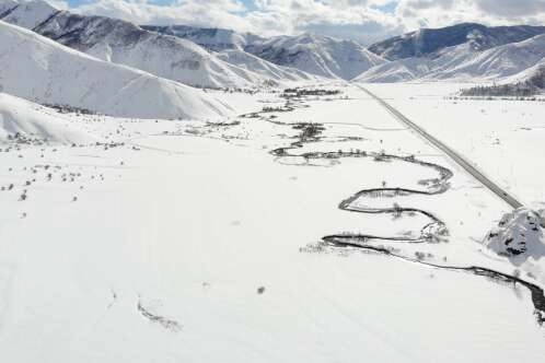 Güzeldere mendereslerinin kar güzelliği hayran bırakıyor