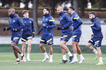 Fenerbahçe'de Sevilla maçı hazırlıkları başladı