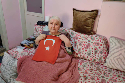 Bursa'da yaşadığı halde resmi kayıtlarda ölü olarak gözüküyor