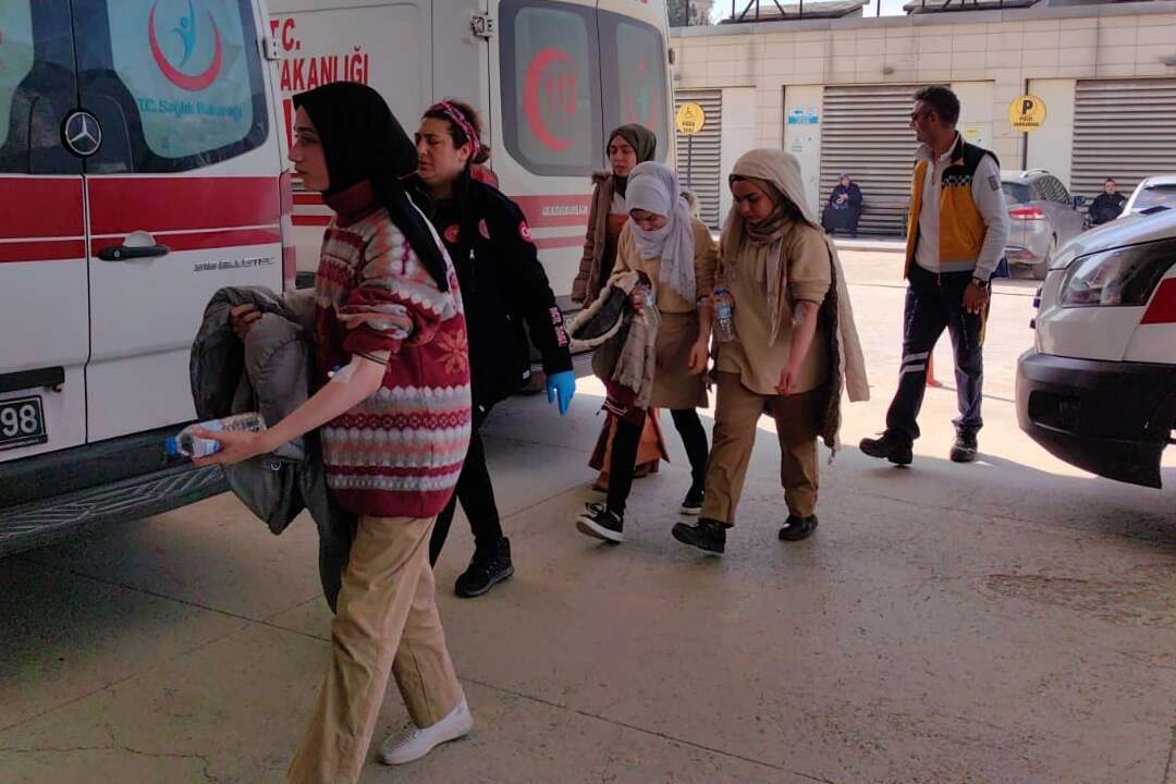 Patlamış mısır öğrencileri hastanelik etti