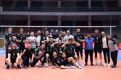 Bursa Büyükşehir Belediyespor İzmir’de Arkas Spor ile karşılaştı