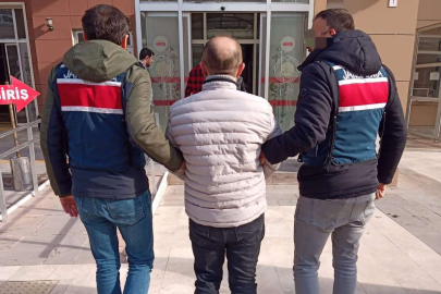 Aranan hükümlüler kaçamadı