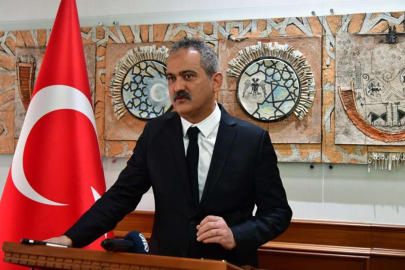 Bakan Özer'den açıklama:''3 bin 500 engelli öğretmen ataması yapacağız''