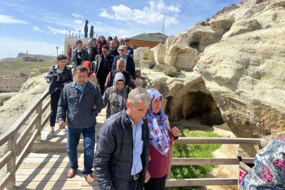 Depremzedeler Kapadokya'yı gezdi