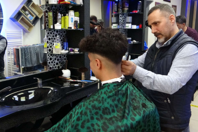 Berberlerin bayram mesaisi devam ediyor