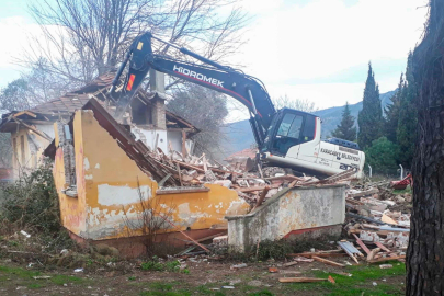 Bursa Karacabey’de metruk binalara çözüm