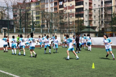 Bitlis Kadın Futbol Takımı'nın hedefi Süper Lig