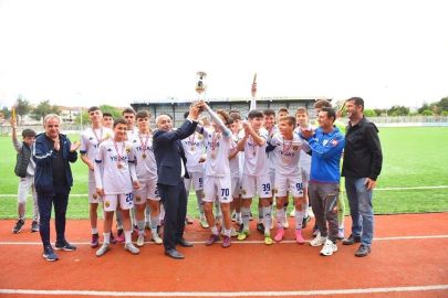 Şampiyon ''Yenişehir Belediyespor''