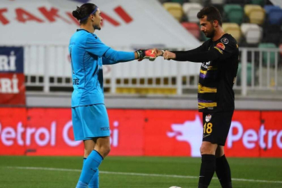 Altınordu kalecisi Ali Emre, kurtarışlarıyla en iyi kaleciler arasında