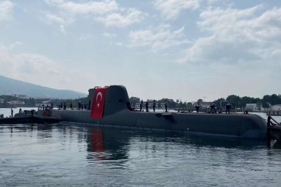 ‘HIZIRREİS’ Denizaltısı suya indirildi