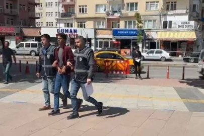 Telefonla dolandırıcılık yapmak istedi polisten kaçamadı