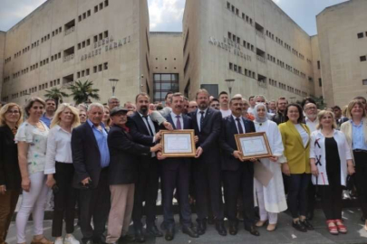 28. Dönem AK Parti Bursa Milletvekilleri mazbatalarını aldı