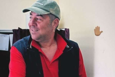 Ata Demirer de erkenden oyunu kullandı