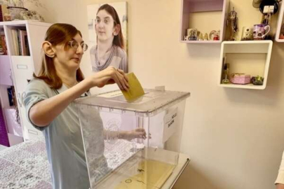 Dünyanın en uzun boylu kadını oyunu Karabük'te kullandı