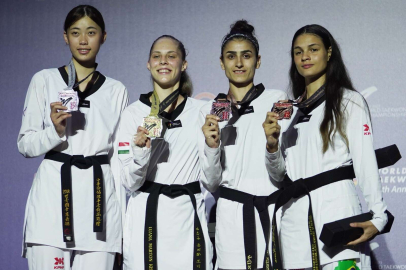 Milli taekwondocu Hatice Kübra dünyaya adını bir daha yazdırdı