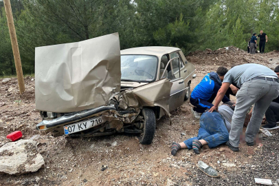 Kaza yaptığı otomobilden fırlayan sürücü ağır yaralandı