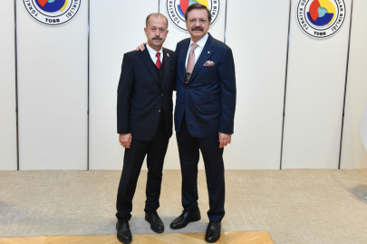 TSO Başkanı Orhan Torun'a 'Hizmet Şeref Belgesi'