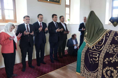 Osmangazi Belediyesi  1. Murad Hüdavendigar Han'ı törenle andı