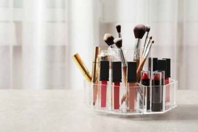 En pratik bayram makyajı nasıl yapılır?