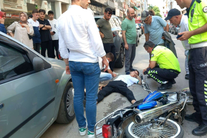 Bursa'da motosikletli genç kıza çarptı:2 yaralı