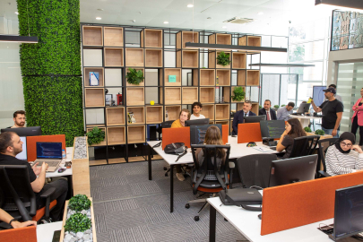 Bursa'nın genç girişimcileri  B-CUBE Akıllı Şehircilik ve İnovasyon Merkezi'nde