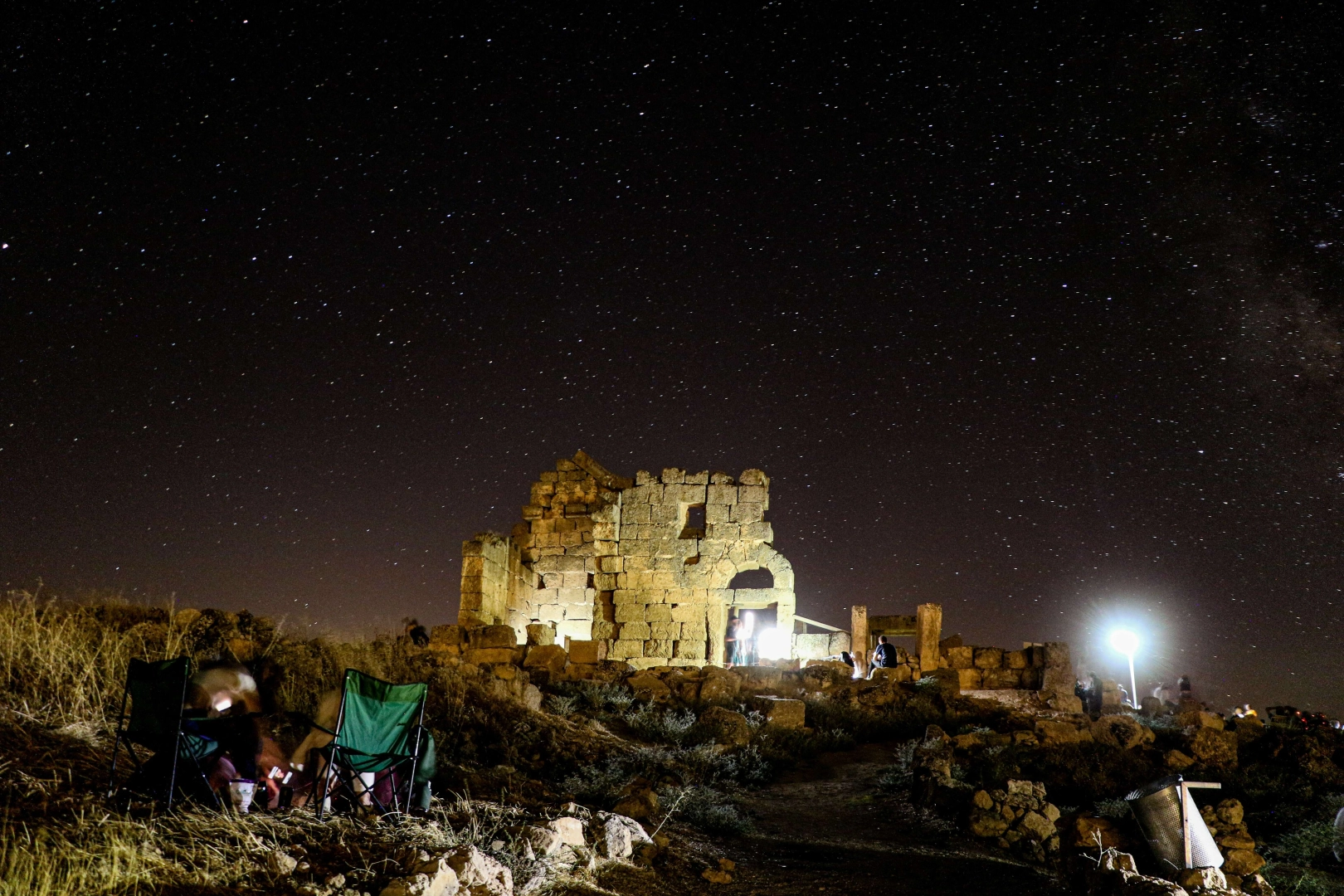 Gökyüzü tutkunları 3 bin yıllık Zerzevan Kalesi’nde buluştu