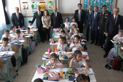 620 bin öğrenci bugün ders başı yaptı