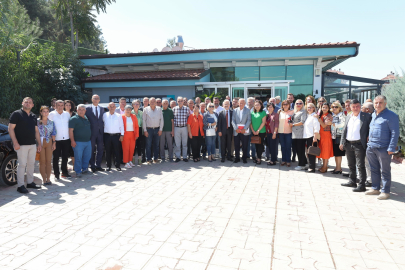 Başkan Erdem: ''Kaçak yapılaşmayla mücadelede muhtarların desteğini istedi''