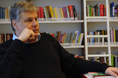 CHP genel başkan adayı Örsan Öymen kimdir ?